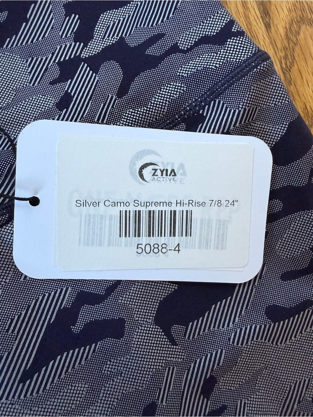 ZYIA Silver Camo Supreme Hi-Rise 7/8 24" | Size 4 | NWT - Picture 9 of 9
